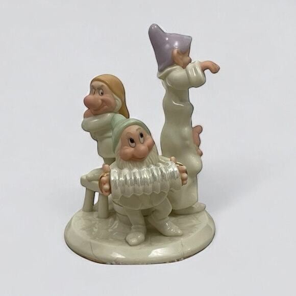Disney Snow White and the Seven Dwarfs Candlestick - Picture 1 of 8